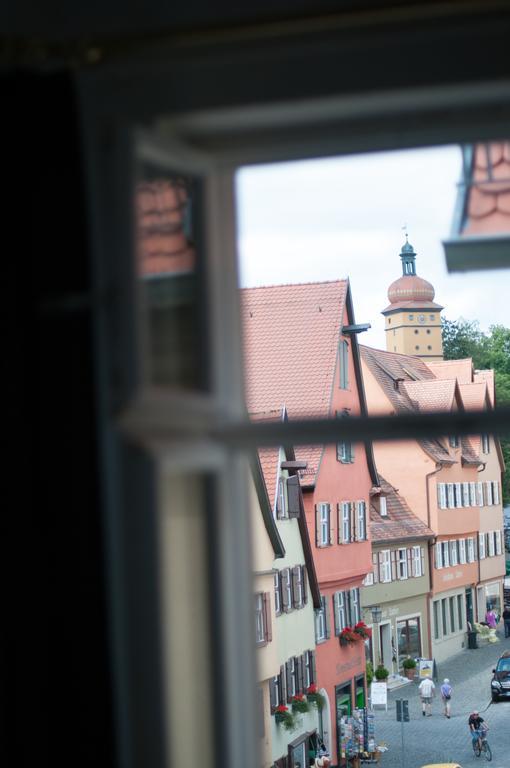 Großes Doppelzimmer